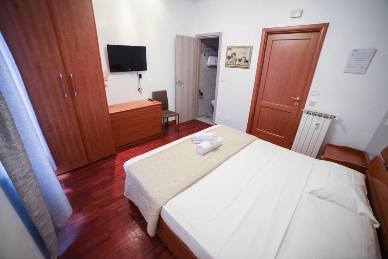 Kaydee Guesthouse Řím Exteriér fotografie