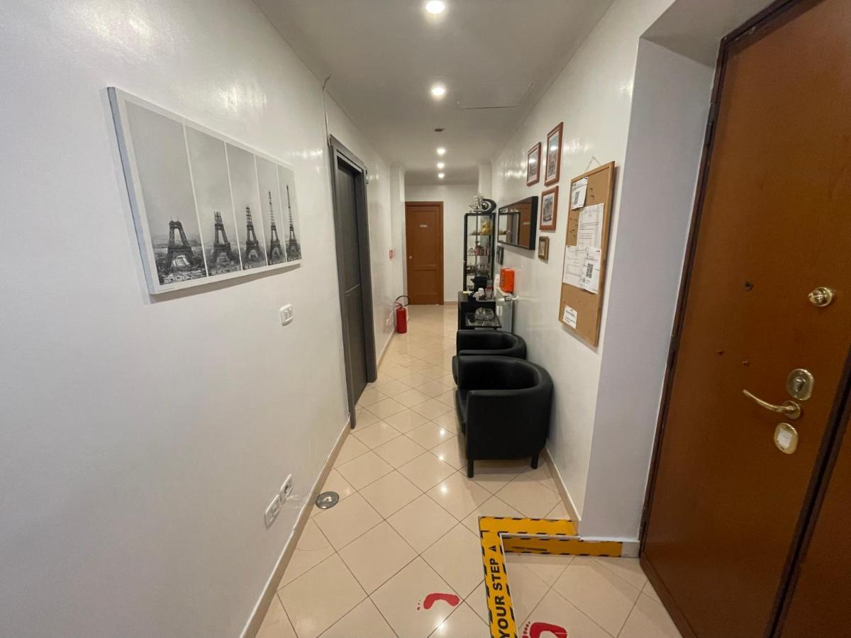 Kaydee Guesthouse Řím Exteriér fotografie